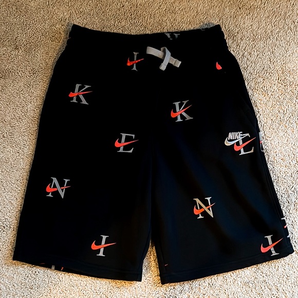Nike Black and Orange Swoosh Logo Jogger Sweat Shorts Youth Sz XL - Picture 1 of 11